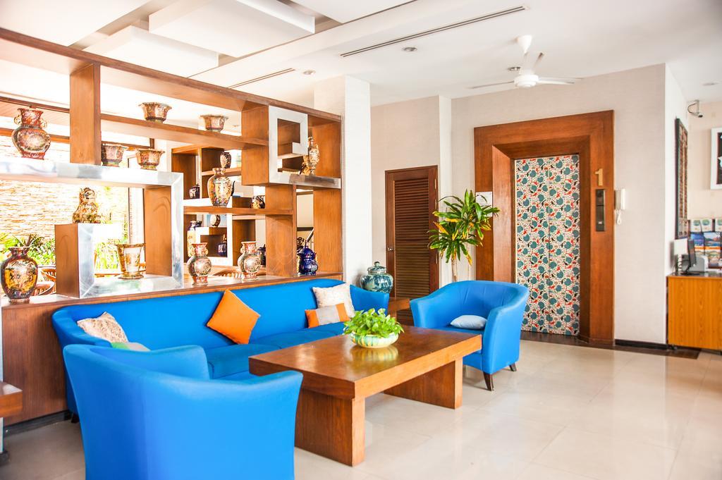 Crystal Inn Phuket Exteriör bild